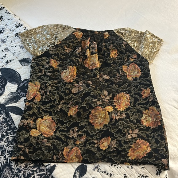 Anthropology HD In Paris Floral Metallic Lace Blouse size 0 - Picture 3 of 4